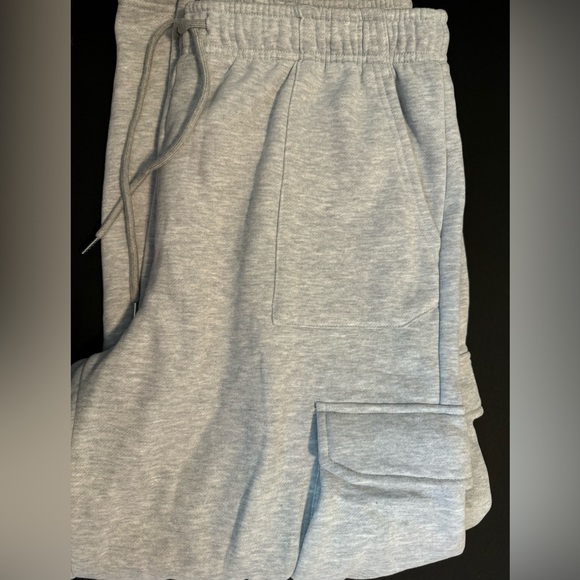 Women's Gray Cargo Pants - Picture 10 of 10